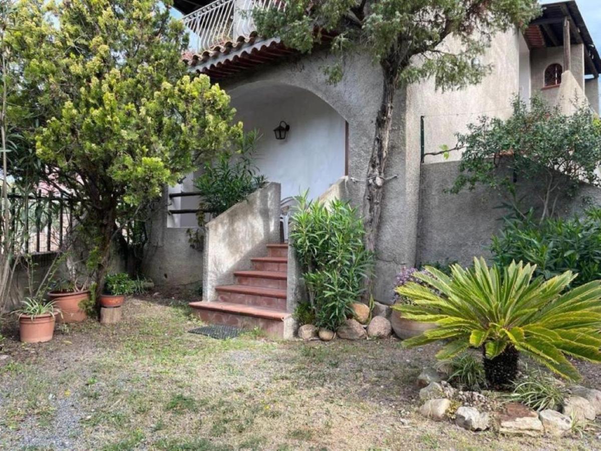 Appartamenti Su Pasiu Chia Exterior photo